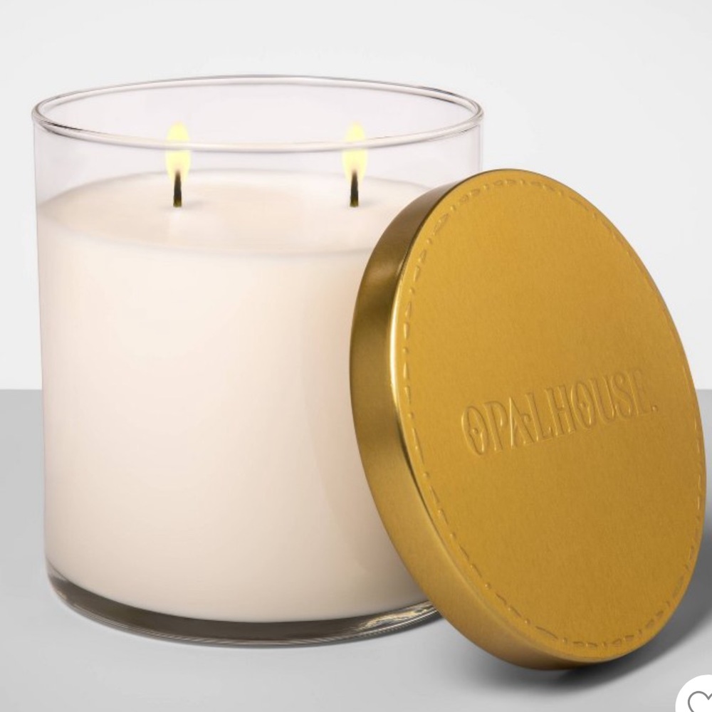 NWT Gardenia Lotus 2 wick candle by Opalhouse - Picture 2 of 9